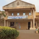 benin en prison pour detournement presume de plus de 24 millions un ex etudiant de luniversite faucon se defend devant le tribunal 1781204076