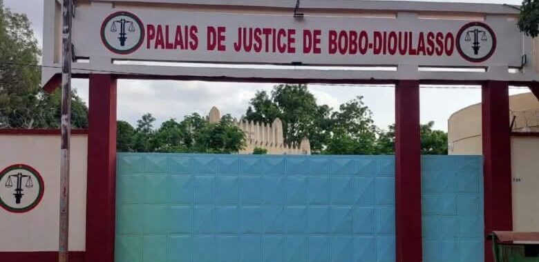 Bobo-Dioulasso : Poursuivi pour le détournement présumé de 1 937 bouteilles de gaz, il risque 100 millions de FCFA d’amende fb img 1790240965033