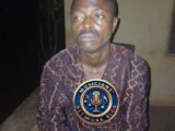 Sierra Leone : un homme soupçonné d’avoir tué son fils de 9 ans à Mosongo fb img 1790359945239