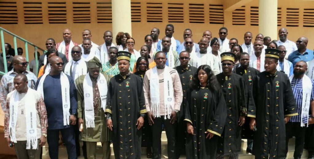 Ouagadougou : 20 stagiaires notaires et 43 clercs de notaire prêtent serment et s’engagent à servir avec loyauté whatsapp image 2026 10 01 at 07.26.25