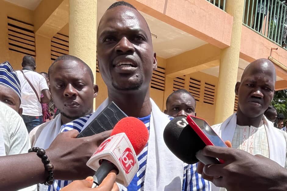 Ouagadougou : 20 stagiaires notaires et 43 clercs de notaire prêtent serment et s’engagent à servir avec loyauté whatsapp image 2026 10 01 at 07.26.26 (1)